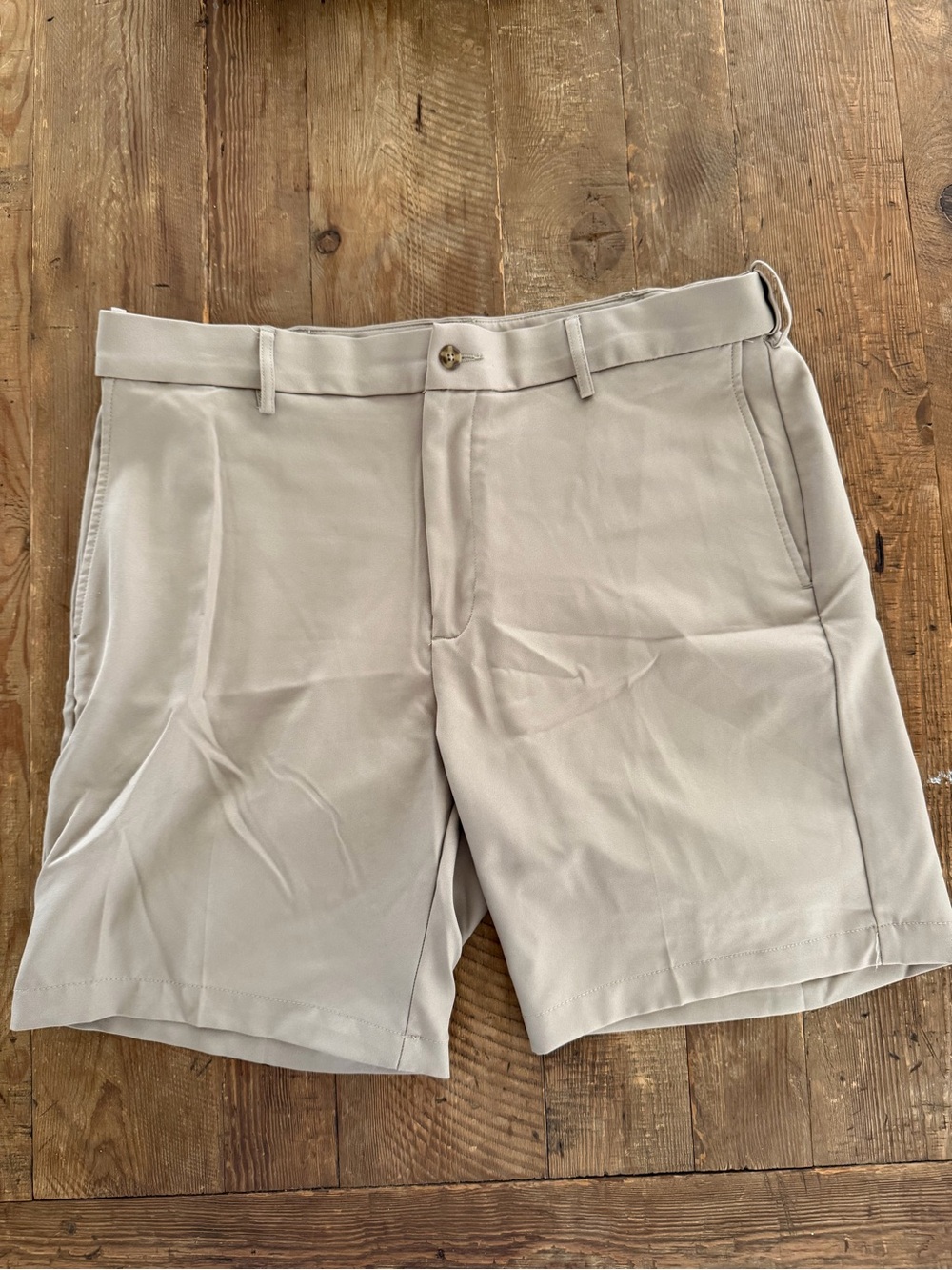 Men's Beige Golf Shorts